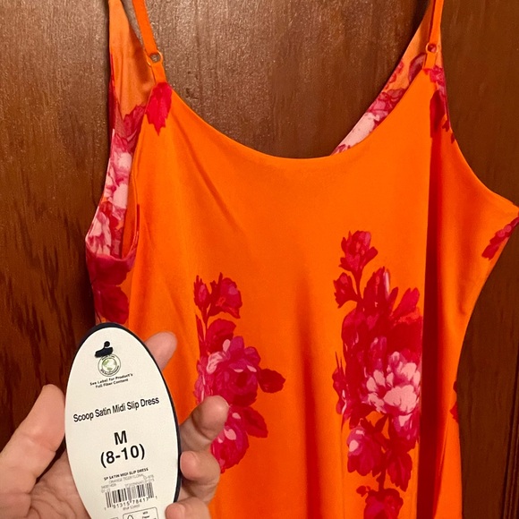 NWT | NEVER WORN Gorgeous Orange Midi Dress - Picture 3 of 7